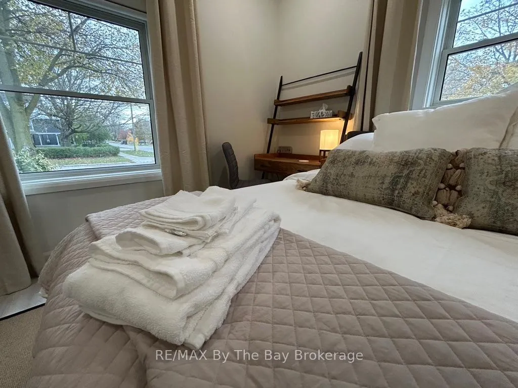 Photo 14 of 147 2nd Street, Collingwood — HOMEH