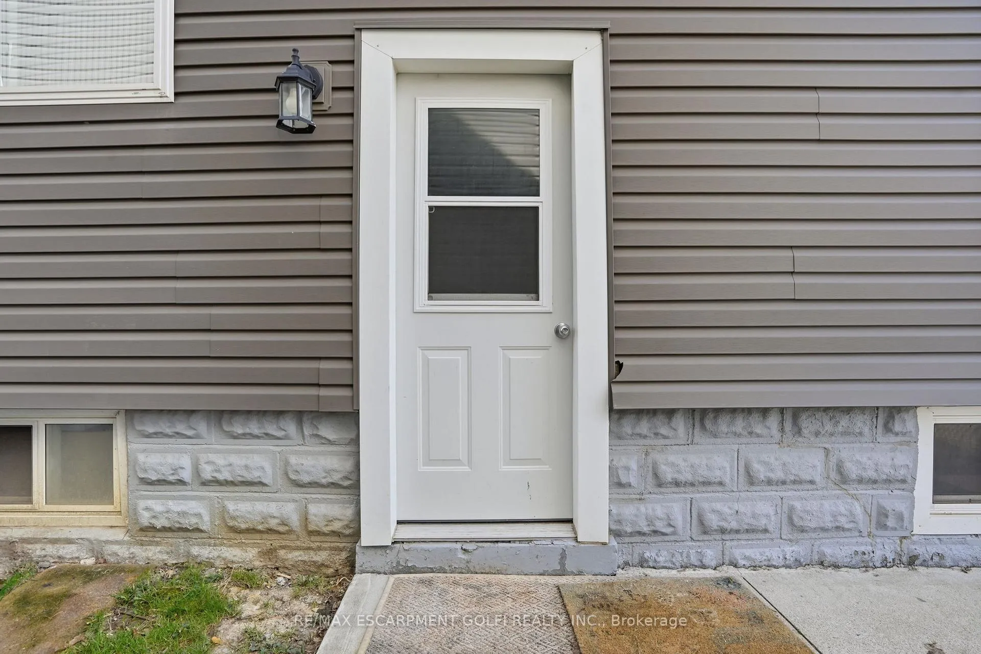 Photo 13 of 436 McAlpine Avenue N, Welland, Welland Downtown — HOMEH