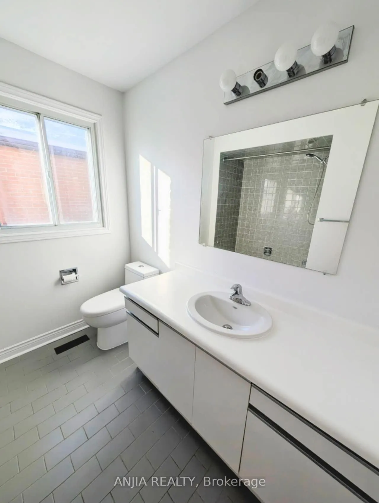 Photo 13 of 50 Summerdale Drive, Markham, Thornlea — HOMEH