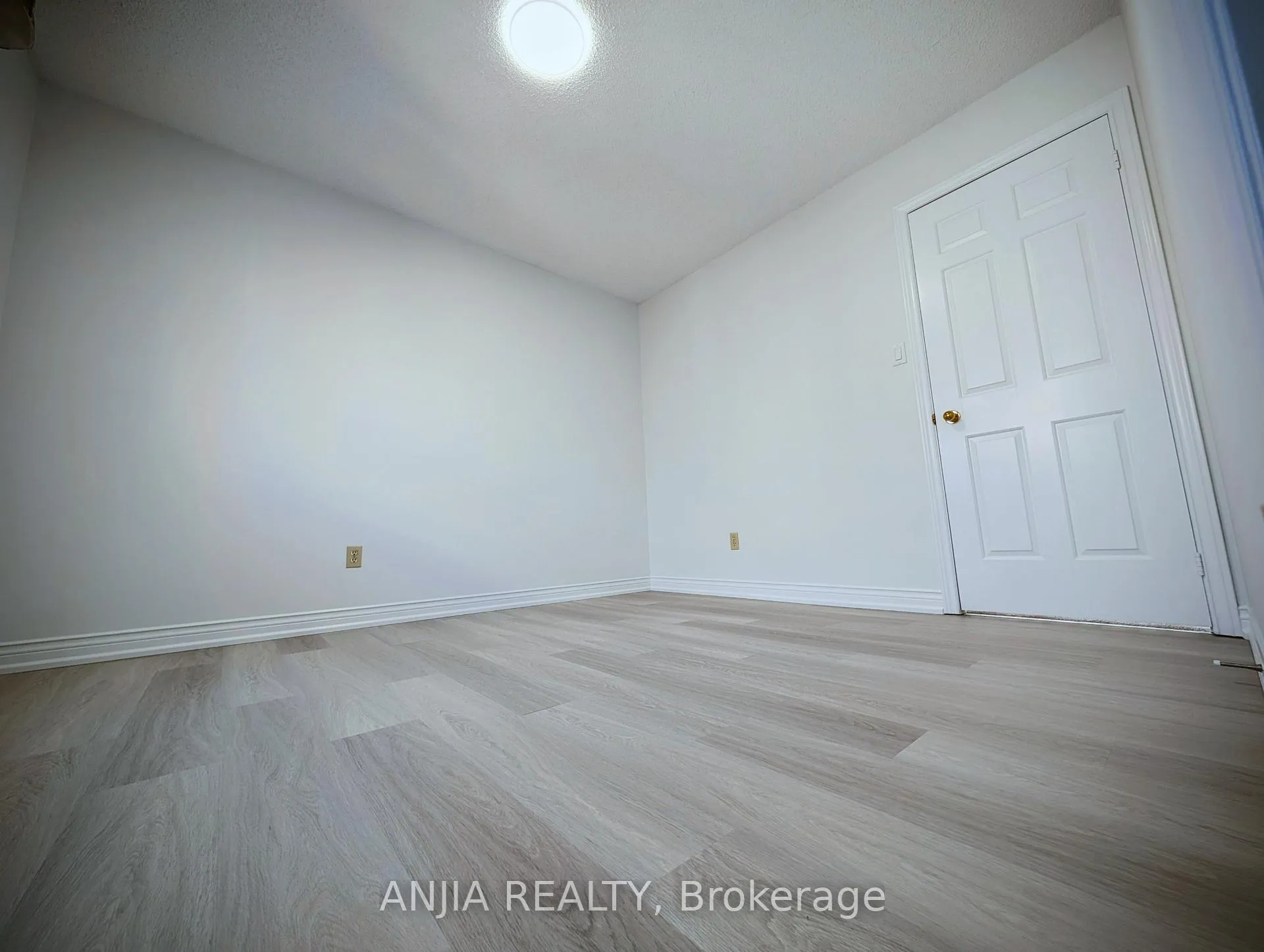 Photo 14 of 50 Summerdale Drive, Markham, Thornlea — HOMEH