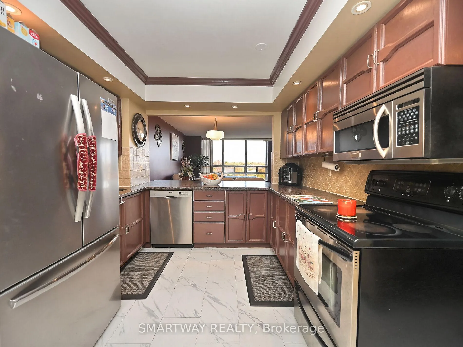 Photo 13 of Unit 512, 320 Mill Street S, Brampton, Brampton South — HOMEH
