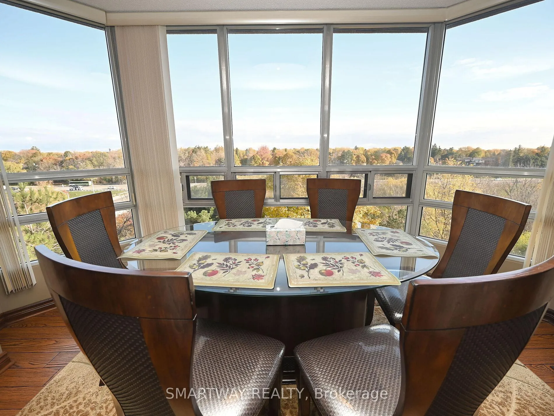 Photo 15 of Unit 512, 320 Mill Street S, Brampton, Brampton South — HOMEH