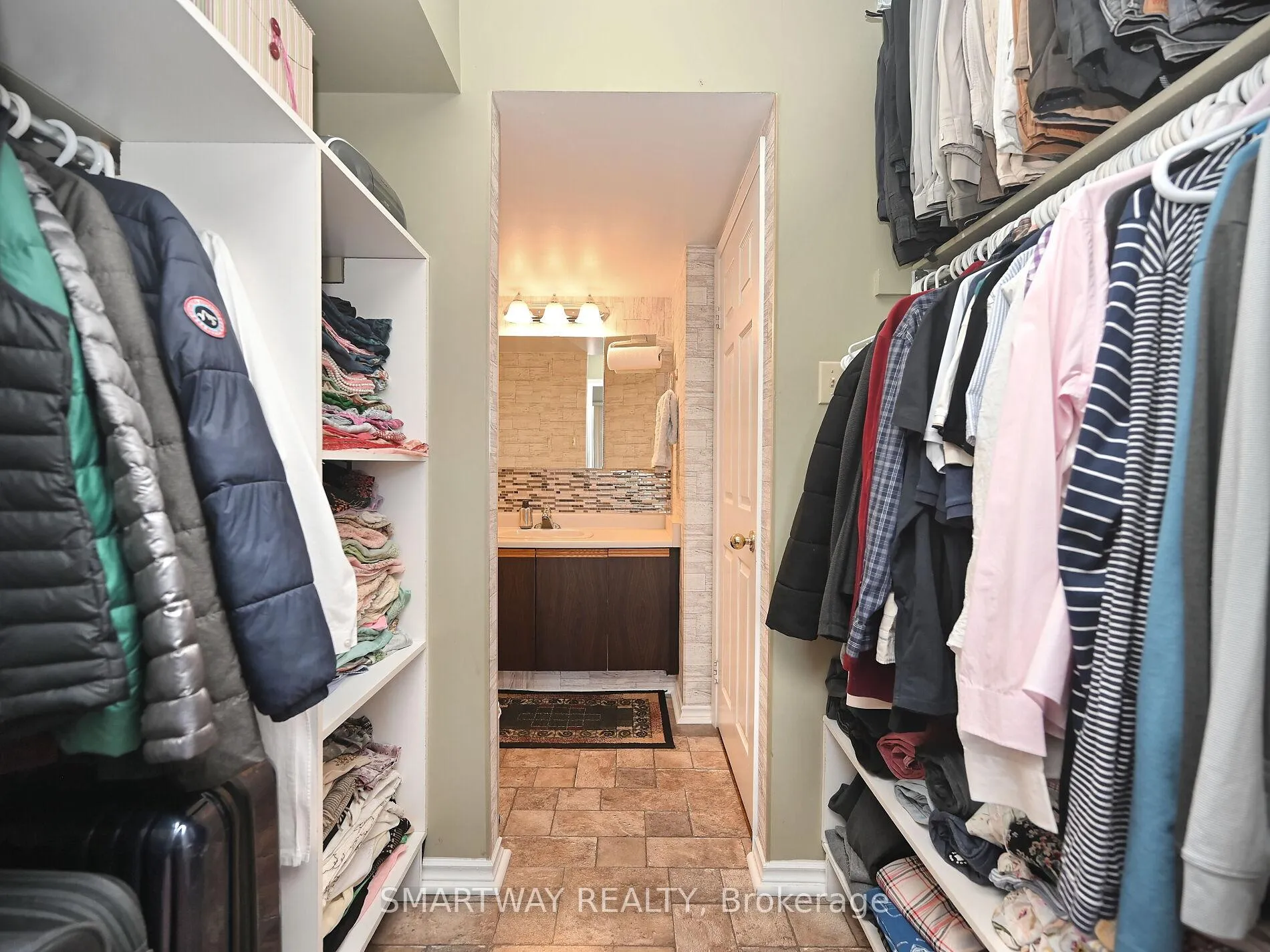Photo 23 of Unit 512, 320 Mill Street S, Brampton, Brampton South — HOMEH