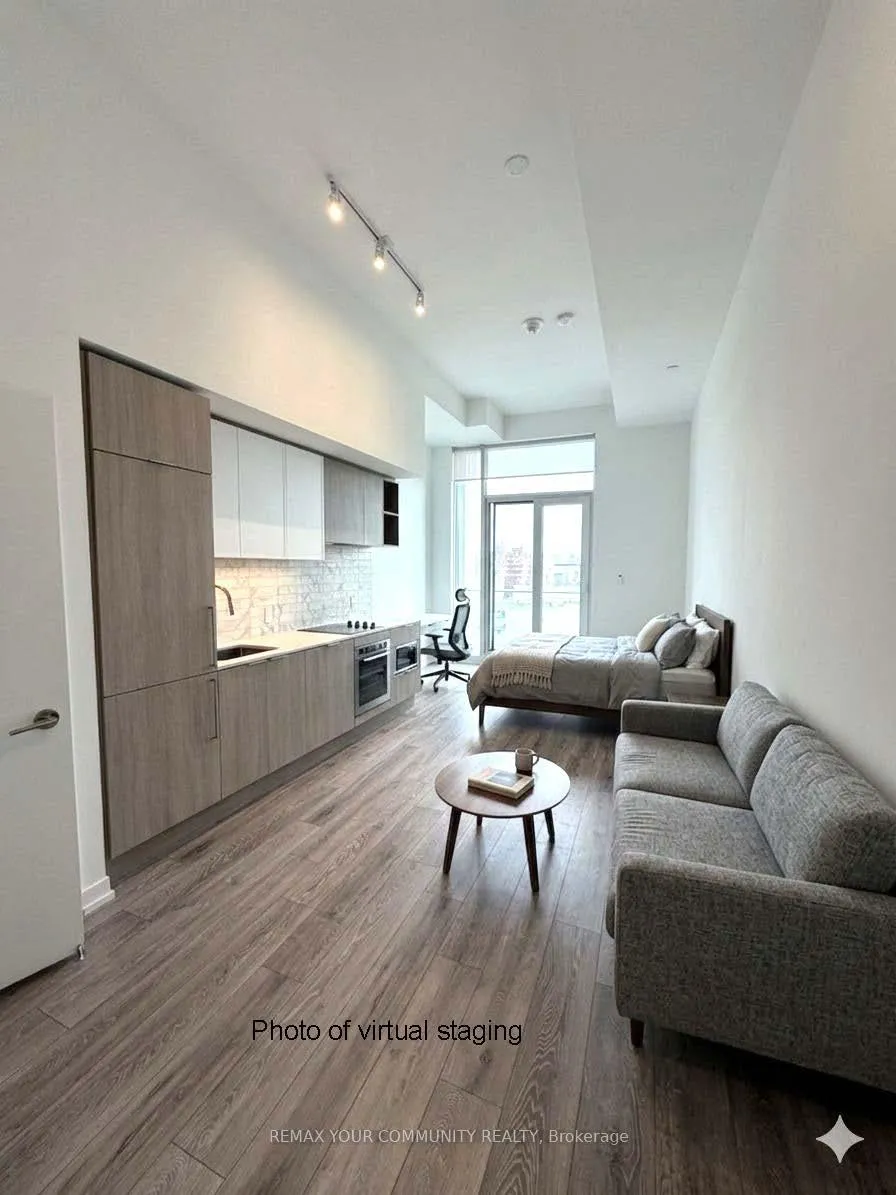 Photo 3 of Unit 1016, 2020 Bathurst Street, Toronto, Humewood-Cedarvale — HOMEH