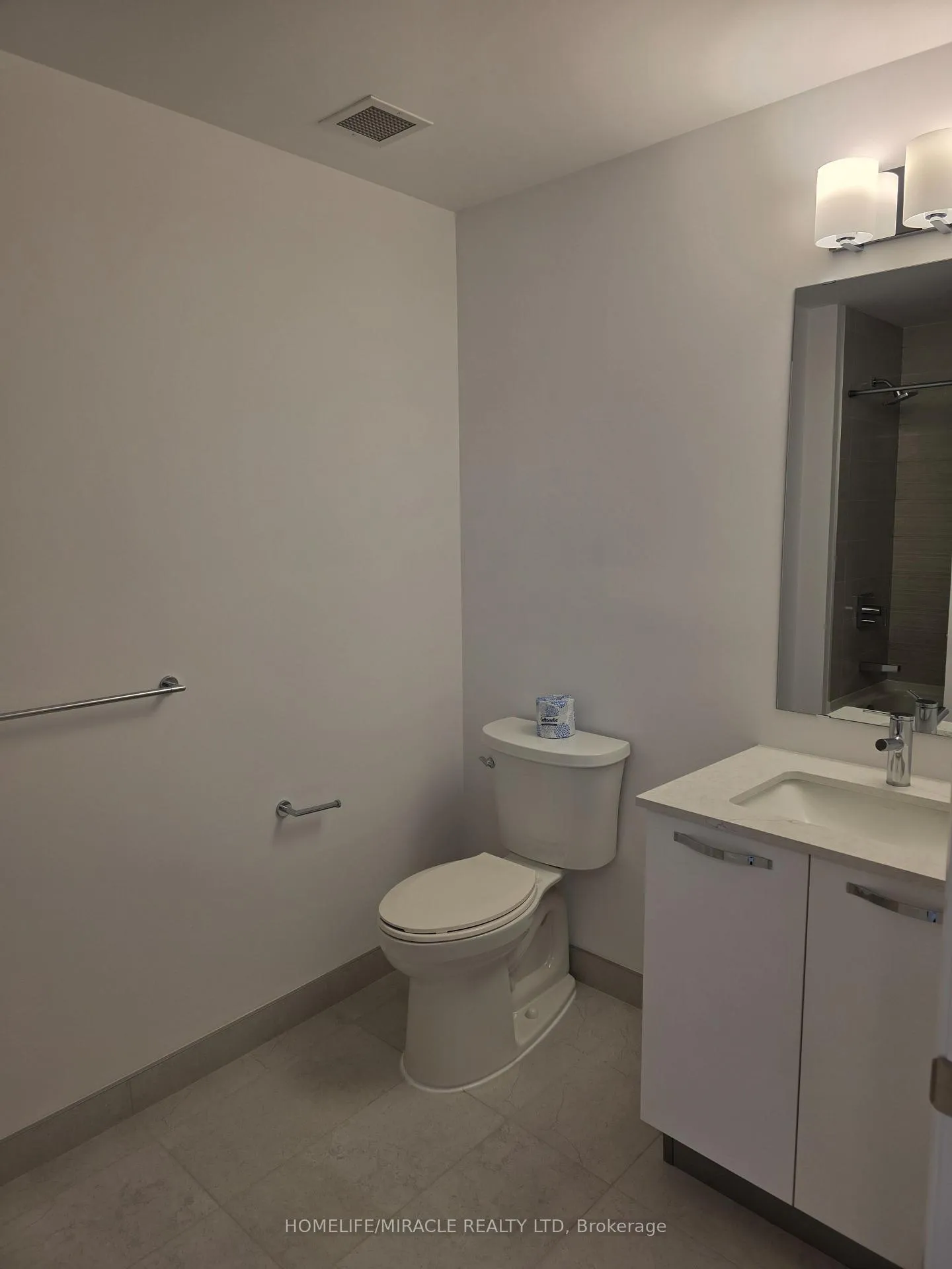 Photo 4 of Unit 3004, 75 James Street S, Hamilton, Corktown — HOMEH