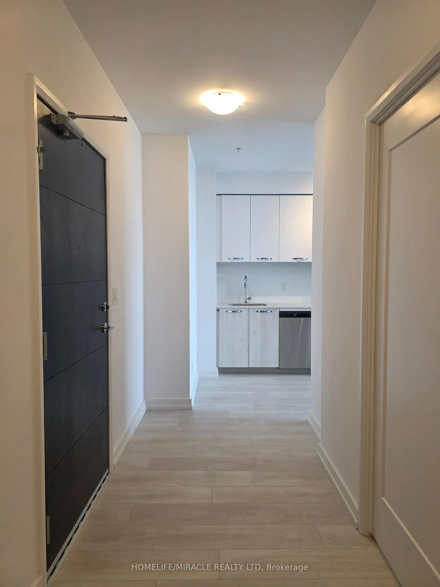 Photo 7 of Unit 3004, 75 James Street S, Hamilton, Corktown — HOMEH