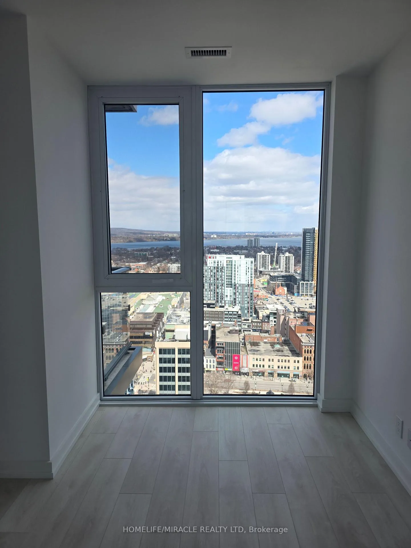 Photo 17 of Unit 3004, 75 James Street S, Hamilton, Corktown — HOMEH