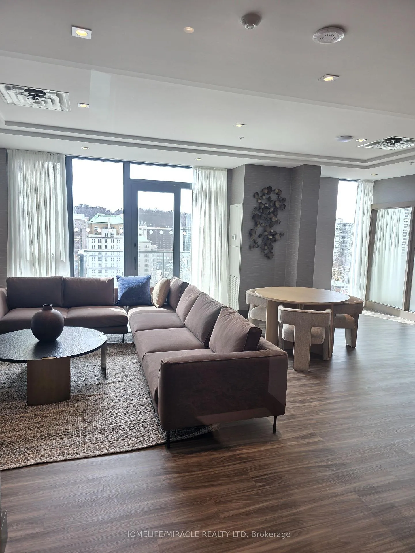 Photo 31 of Unit 3004, 75 James Street S, Hamilton, Corktown — HOMEH