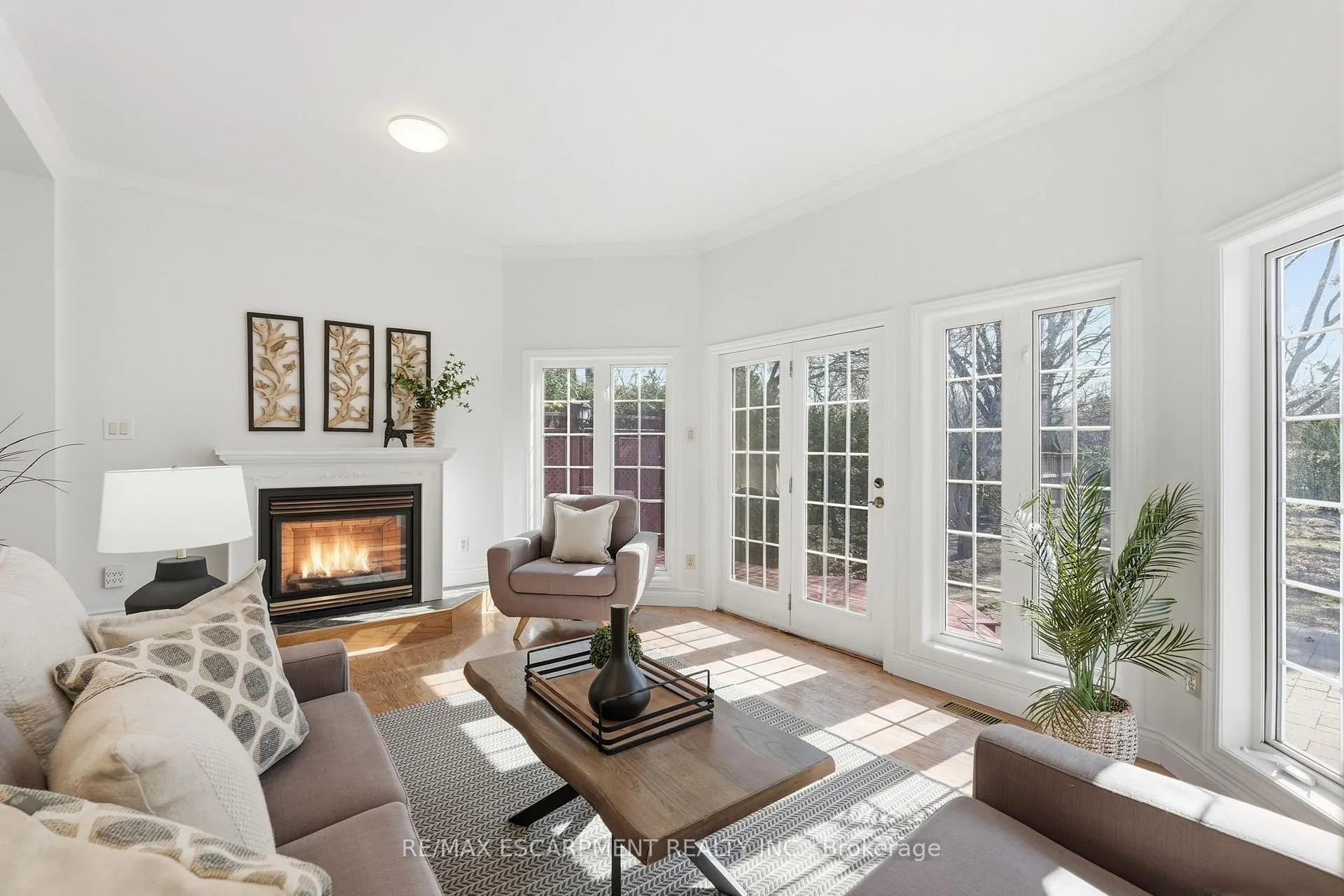 Photo 19 of 952 Danforth Avenue, Burlington, Bayview — HOMEH