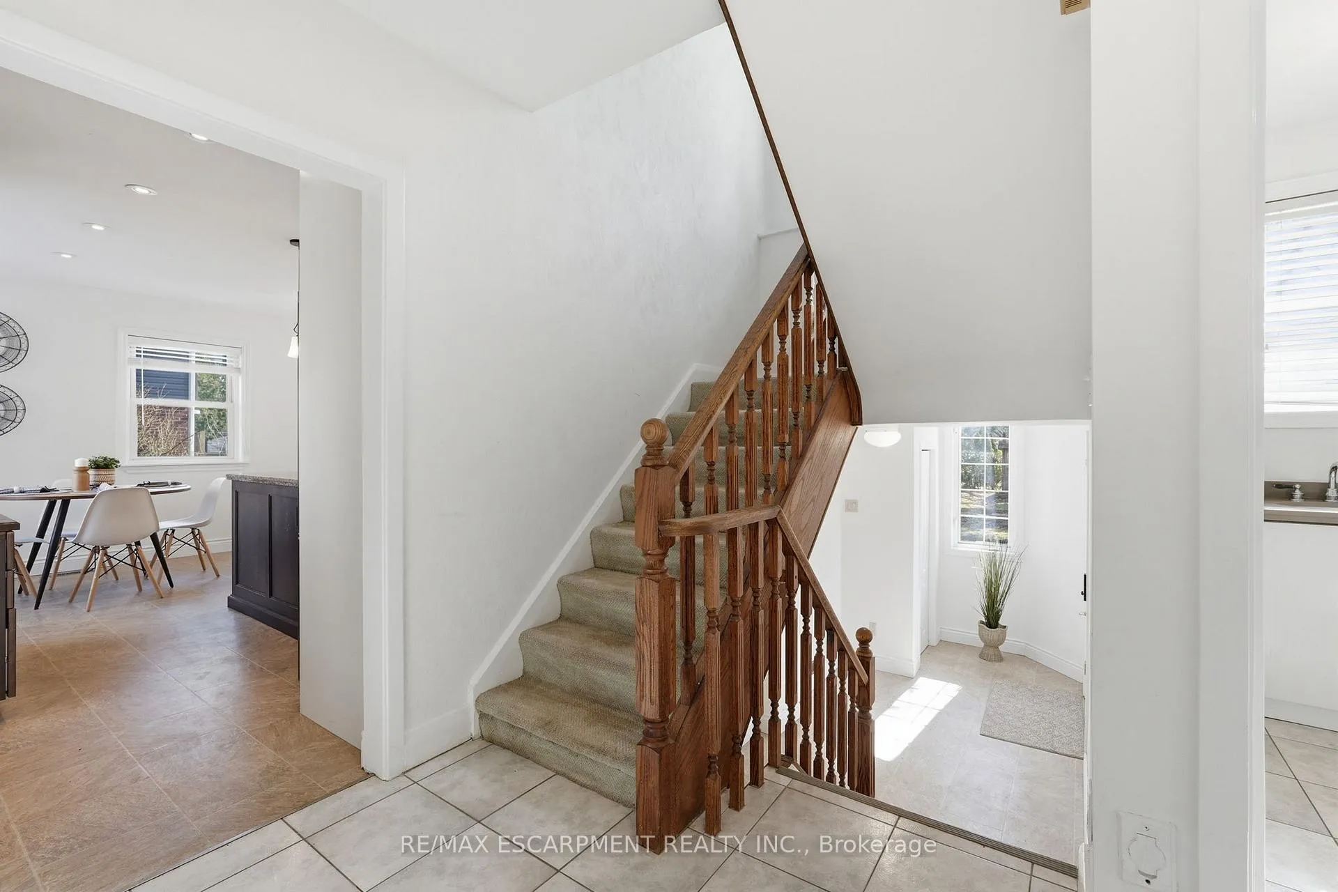 Photo 24 of 952 Danforth Avenue, Burlington, Bayview — HOMEH