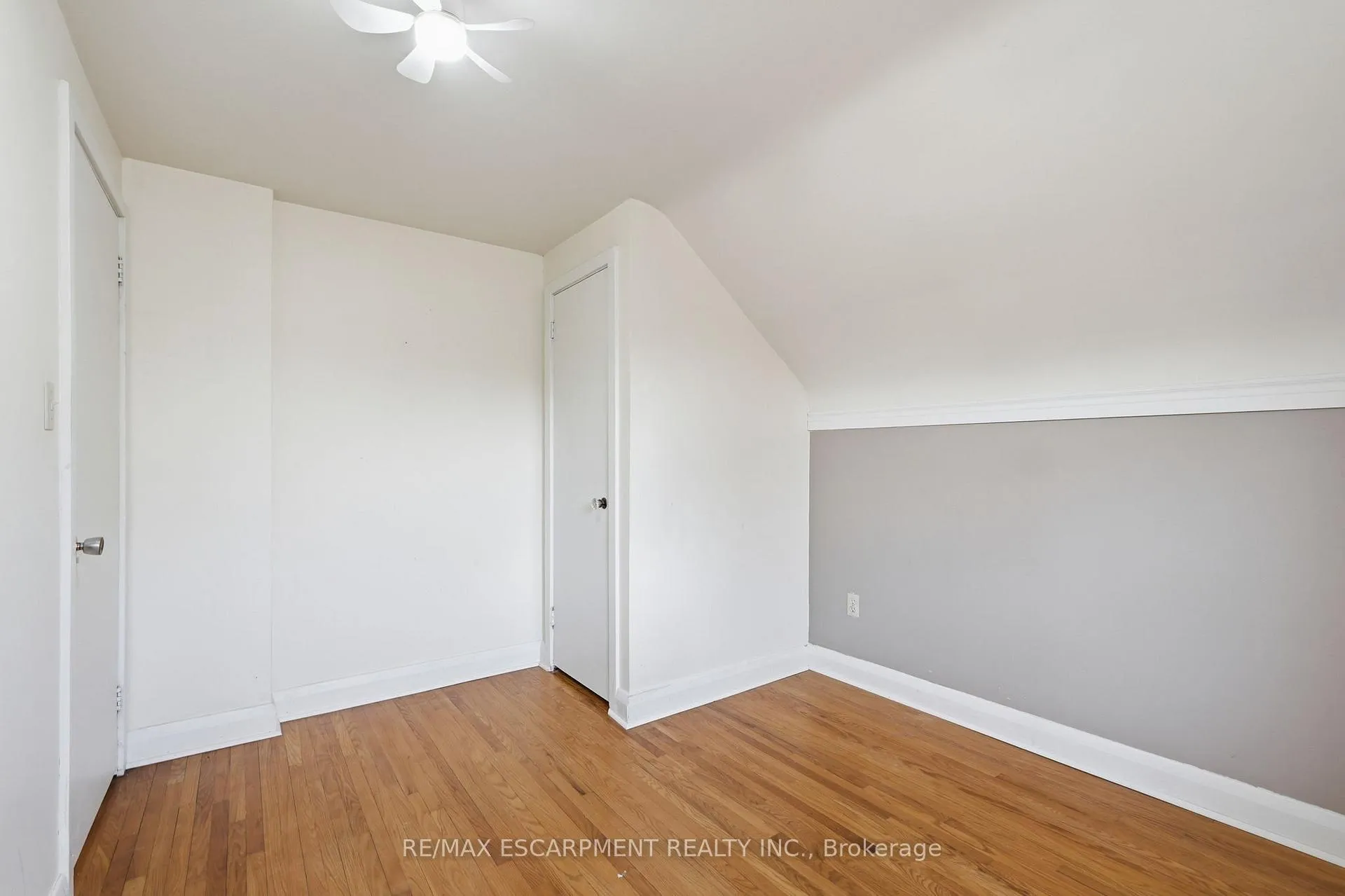 Photo 31 of 952 Danforth Avenue, Burlington, Bayview — HOMEH