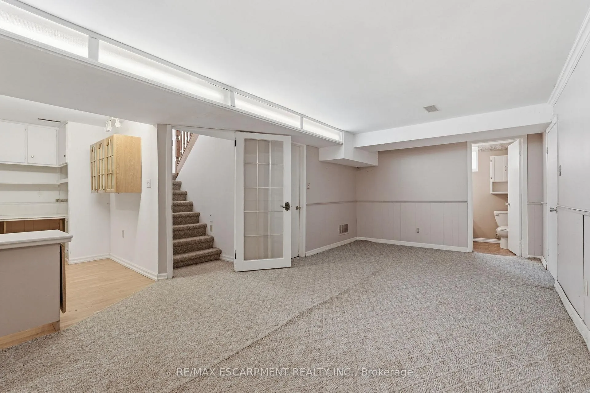 Photo 33 of 952 Danforth Avenue, Burlington, Bayview — HOMEH