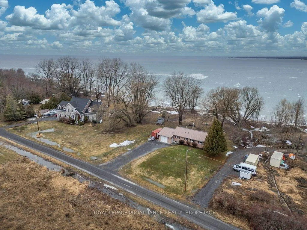 Photo 32 of 306 Easy Lane, Frontenac Islands, The Islands — HOMEH