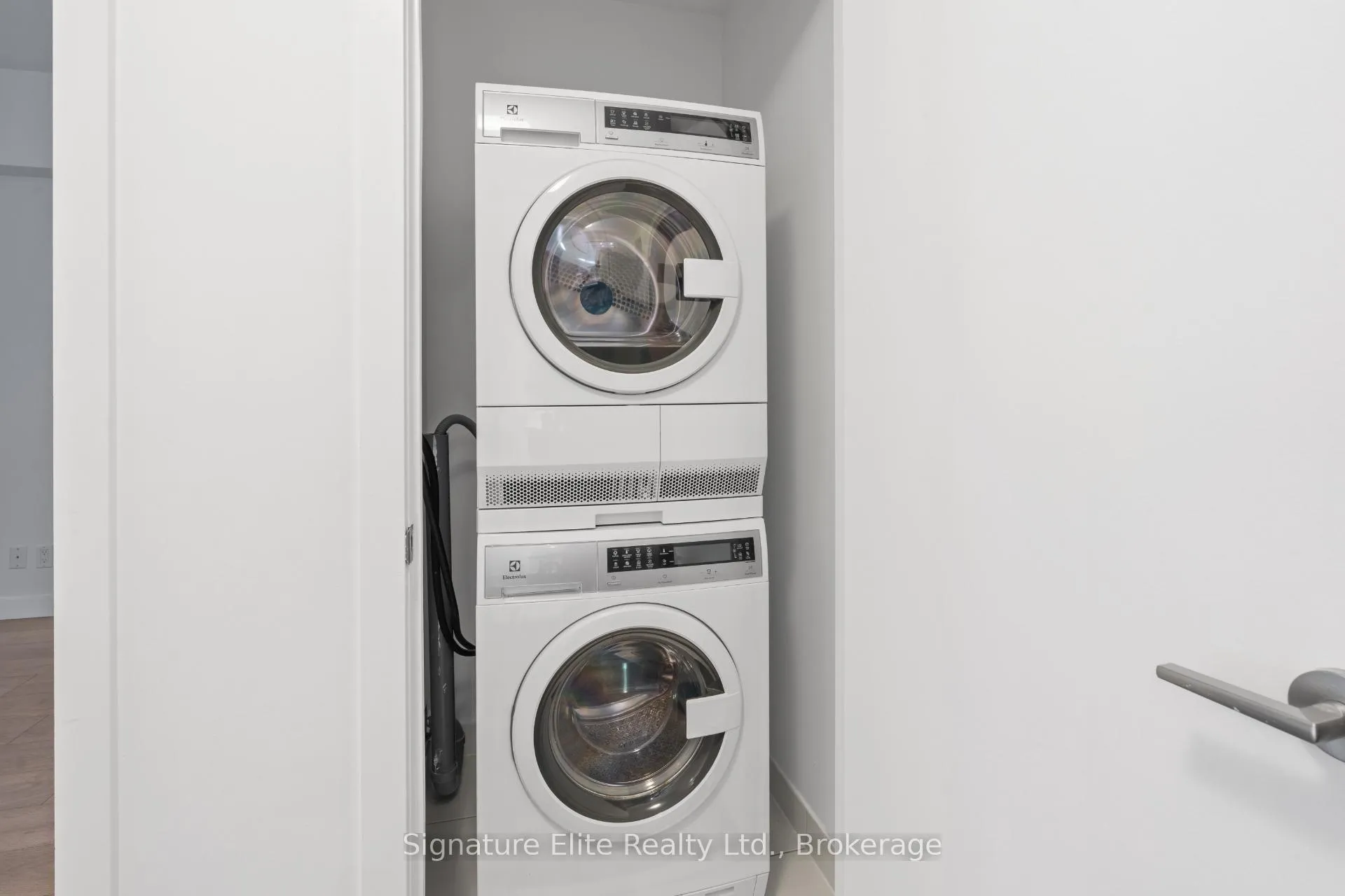 Photo 22 of Unit 304, 1075 Queen Street E, Toronto, South Riverdale — HOMEH