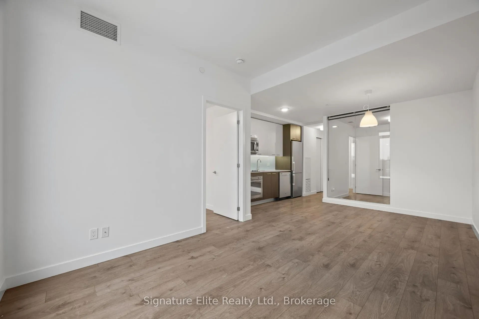 Photo 5 of Unit 604, 1075 Queen Street E, Toronto, South Riverdale — HOMEH