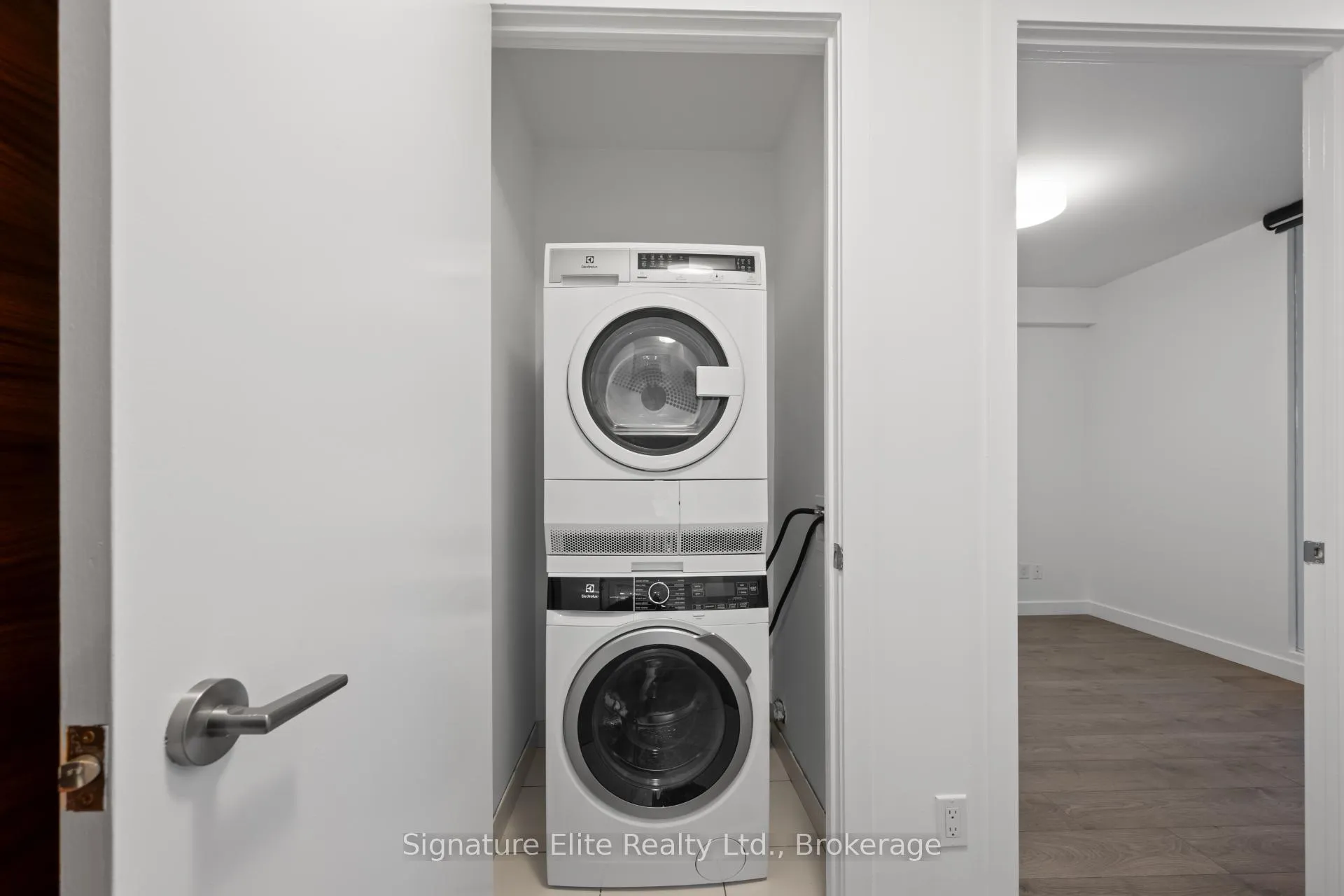 Photo 14 of Unit 604, 1075 Queen Street E, Toronto, South Riverdale — HOMEH