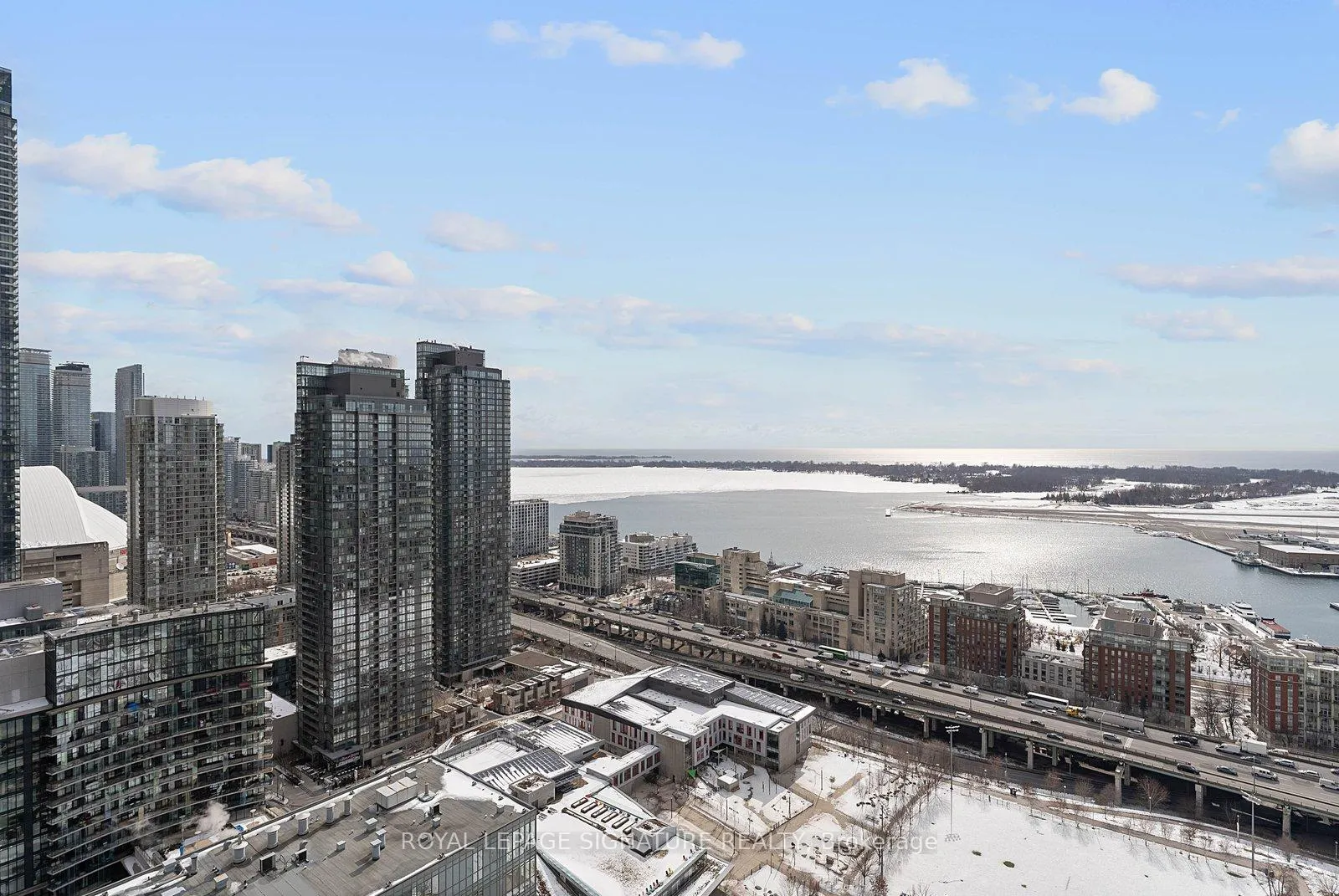 Photo 24 of Unit 4010, 15 Iceboat Terrace, Toronto, Waterfront Communities — HOMEH