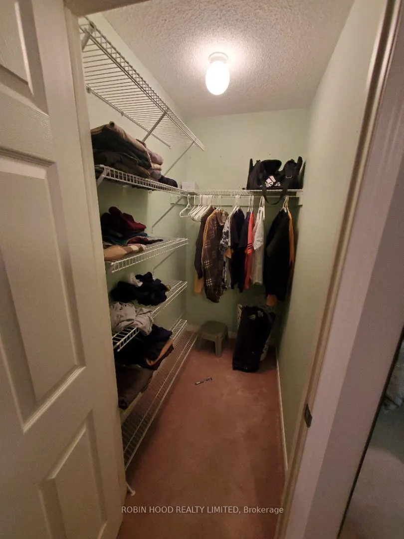 Photo 6 of Unit 101, 136 Aspen Springs Drive, Clarington, Bowmanville — HOMEH