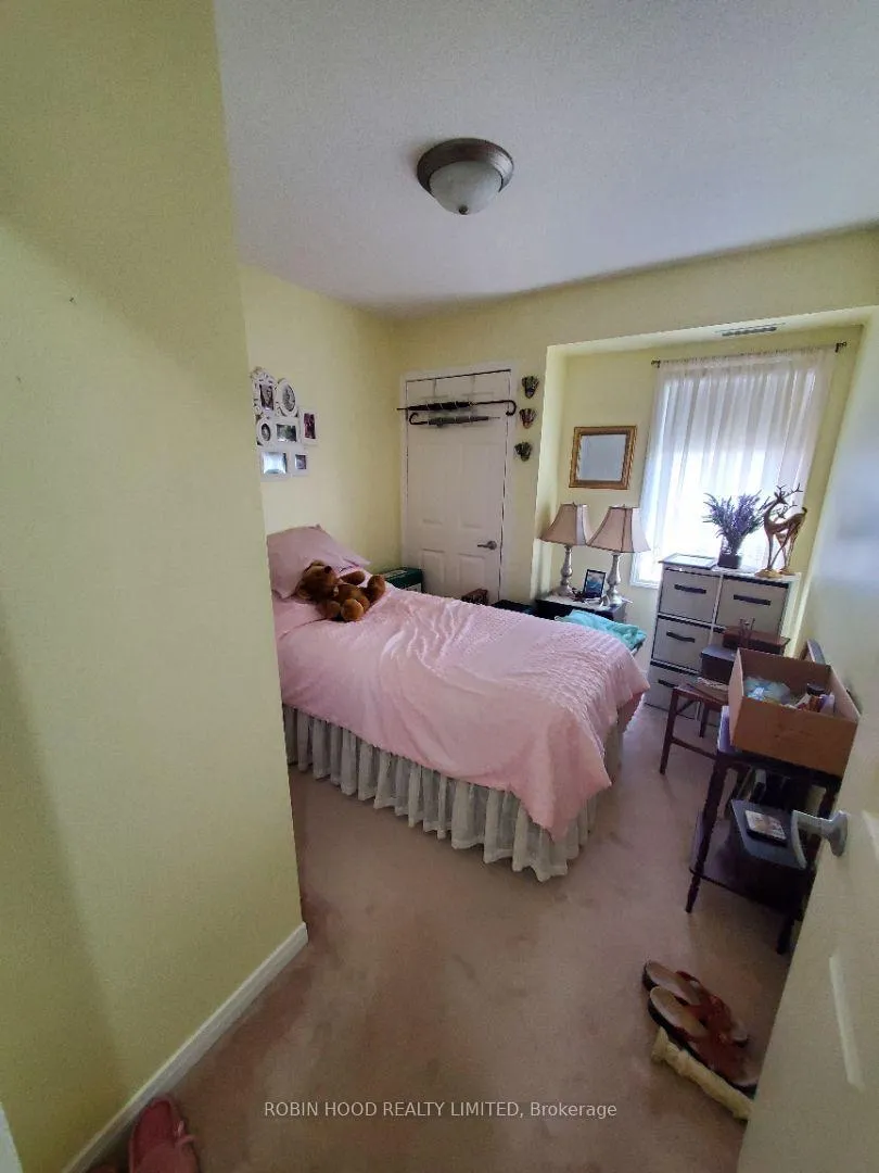 Photo 8 of Unit 101, 136 Aspen Springs Drive, Clarington, Bowmanville — HOMEH