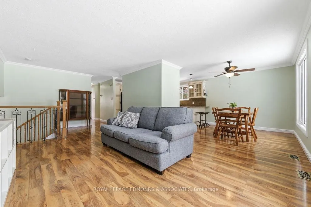 Photo 17 of 15 Mckay Street, Petawawa — HOMEH