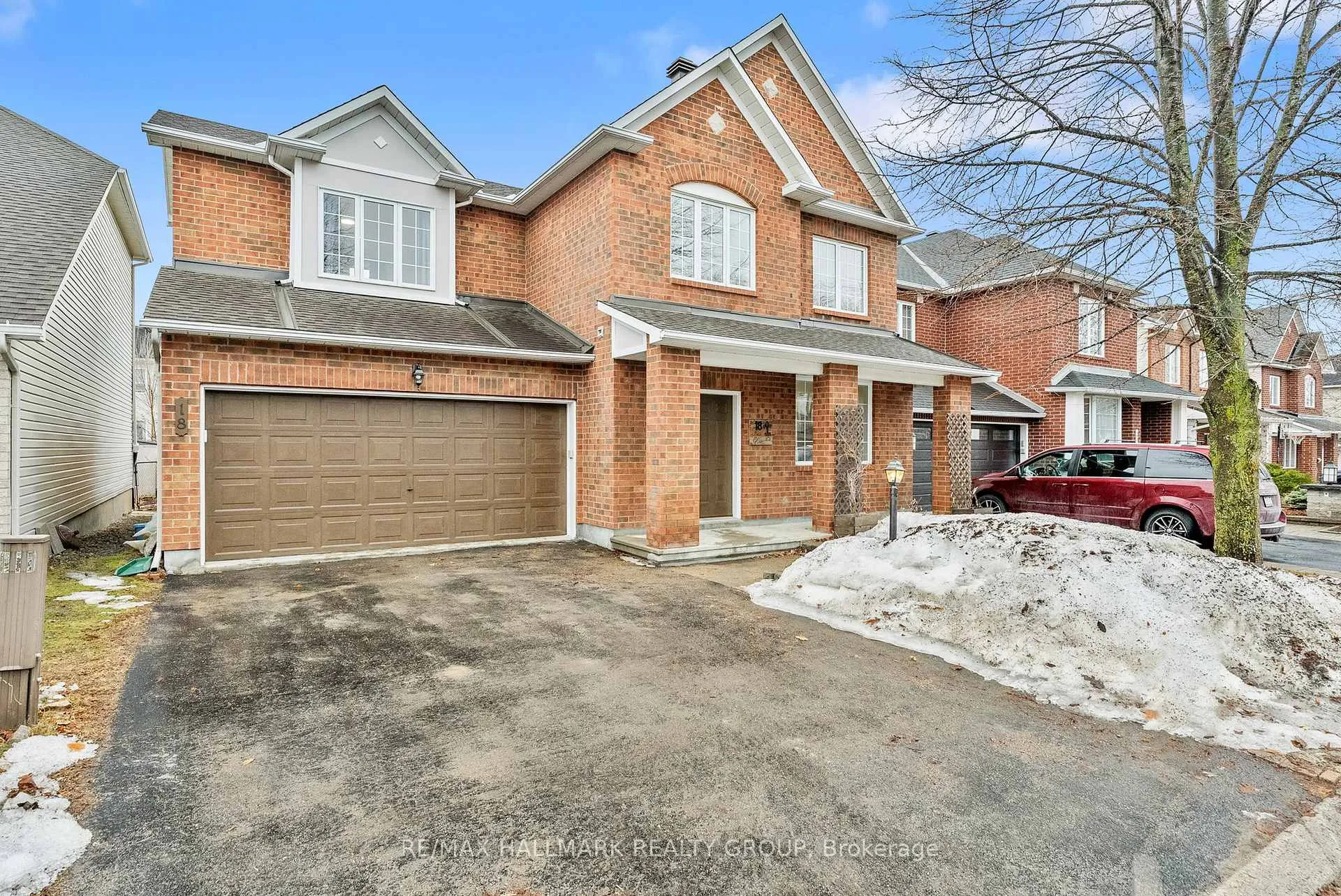 Photo 2 of 18 Irish Rose Crescent, Ottawa, Barrhaven - Longfields — HOMEH