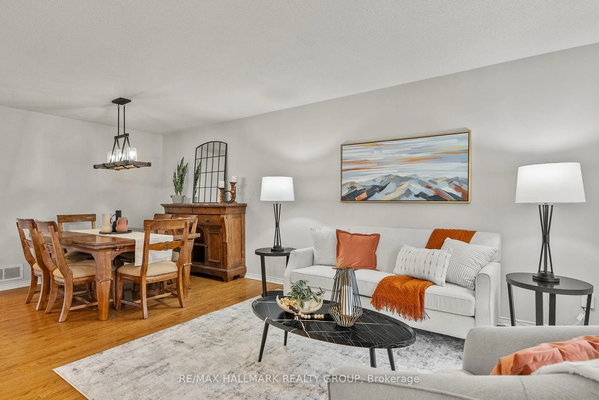 Photo 4 of 18 Irish Rose Crescent, Ottawa, Barrhaven - Longfields — HOMEH