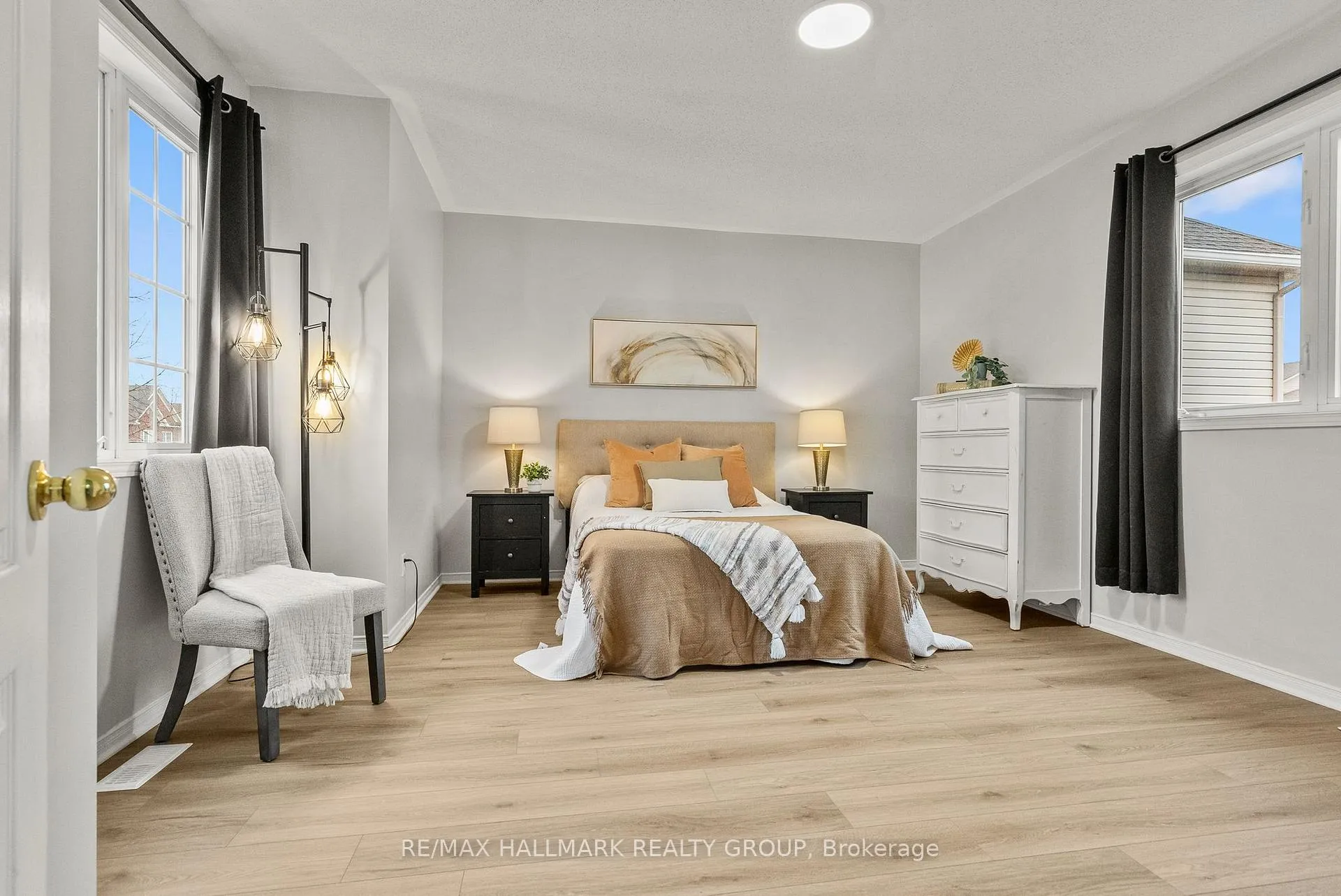 Photo 22 of 18 Irish Rose Crescent, Ottawa, Barrhaven - Longfields — HOMEH