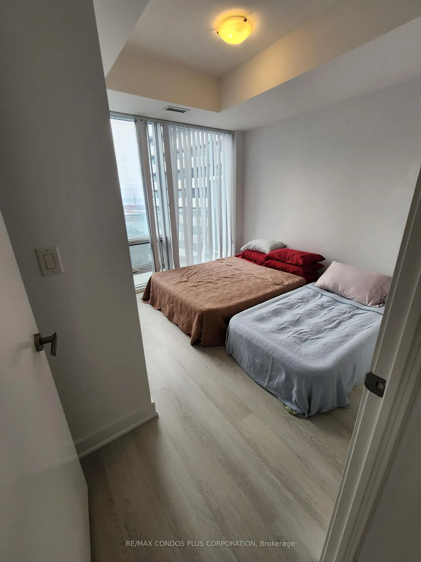 Photo 8 of Unit 5604, 100 Harbour Street, Toronto, Waterfront Communities — HOMEH