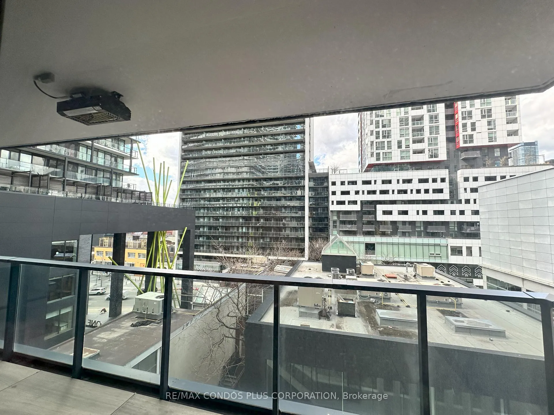 Photo 9 of Unit 712, 38 Widmer Street, Toronto, Waterfront Communities — HOMEH