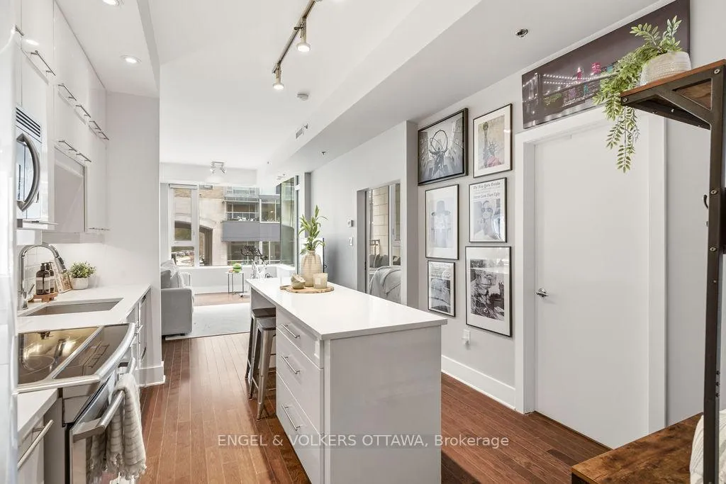 Photo 4 of Unit 218, 101 Richmond Road, Ottawa, Westboro South — HOMEH