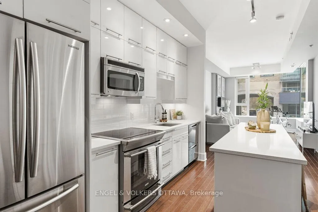 Photo 5 of Unit 218, 101 Richmond Road, Ottawa, Westboro South — HOMEH