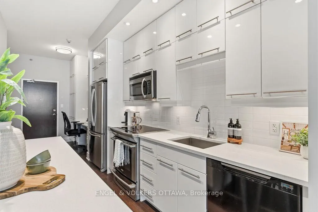 Photo 11 of Unit 218, 101 Richmond Road, Ottawa, Westboro South — HOMEH