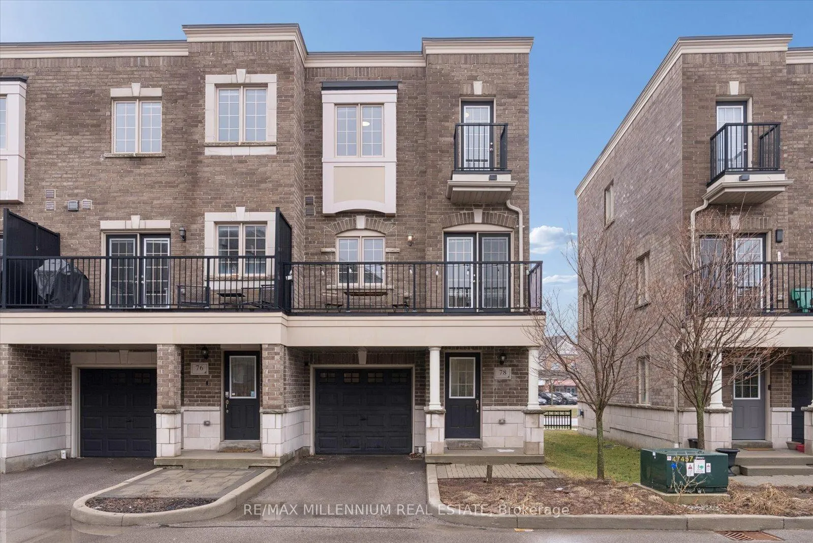 Photo 2 of 78 Ferris Square, Clarington, Courtice — HOMEH