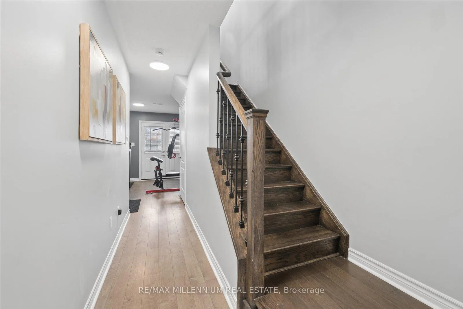 Photo 3 of 78 Ferris Square, Clarington, Courtice — HOMEH