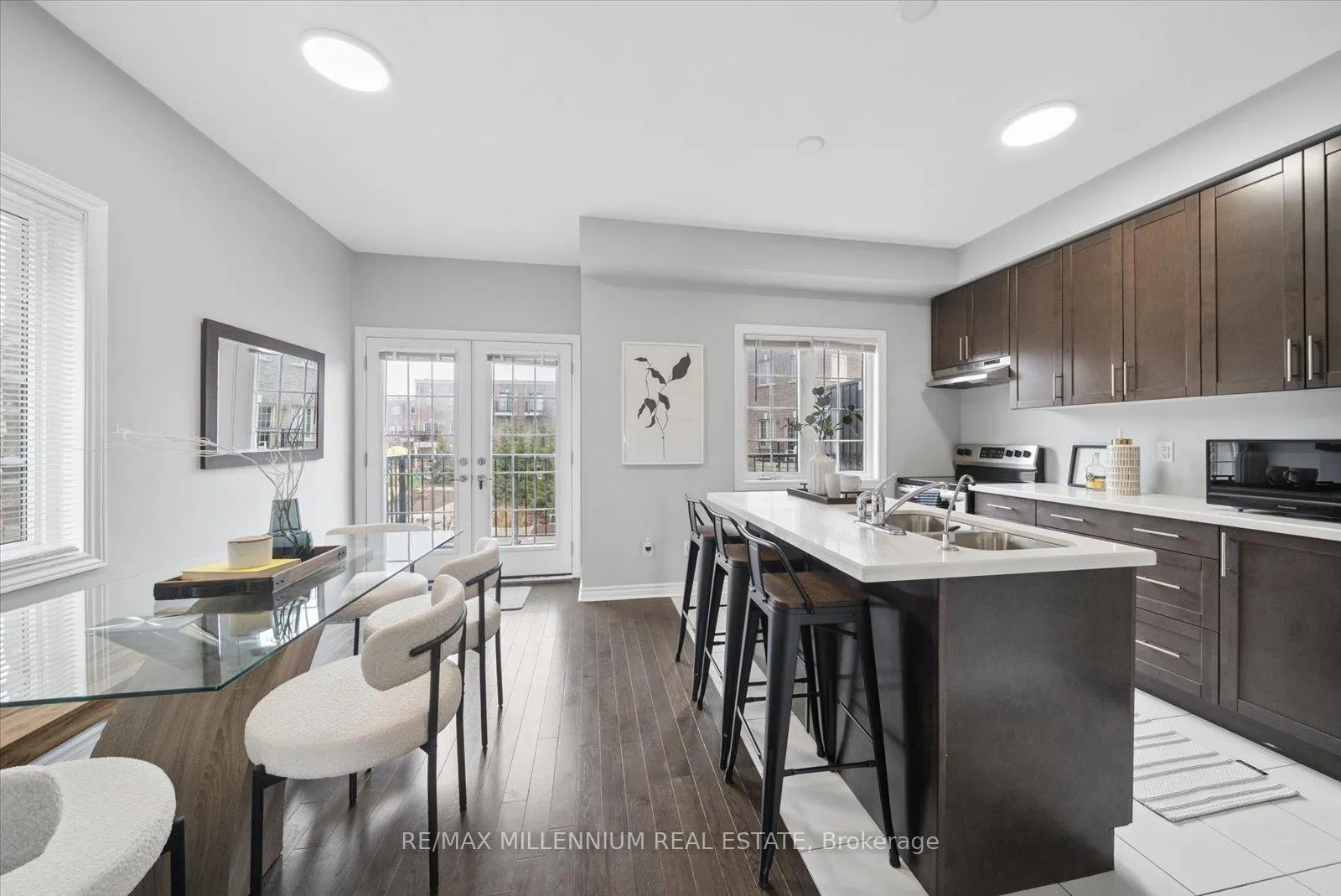 Photo 10 of 78 Ferris Square, Clarington, Courtice — HOMEH