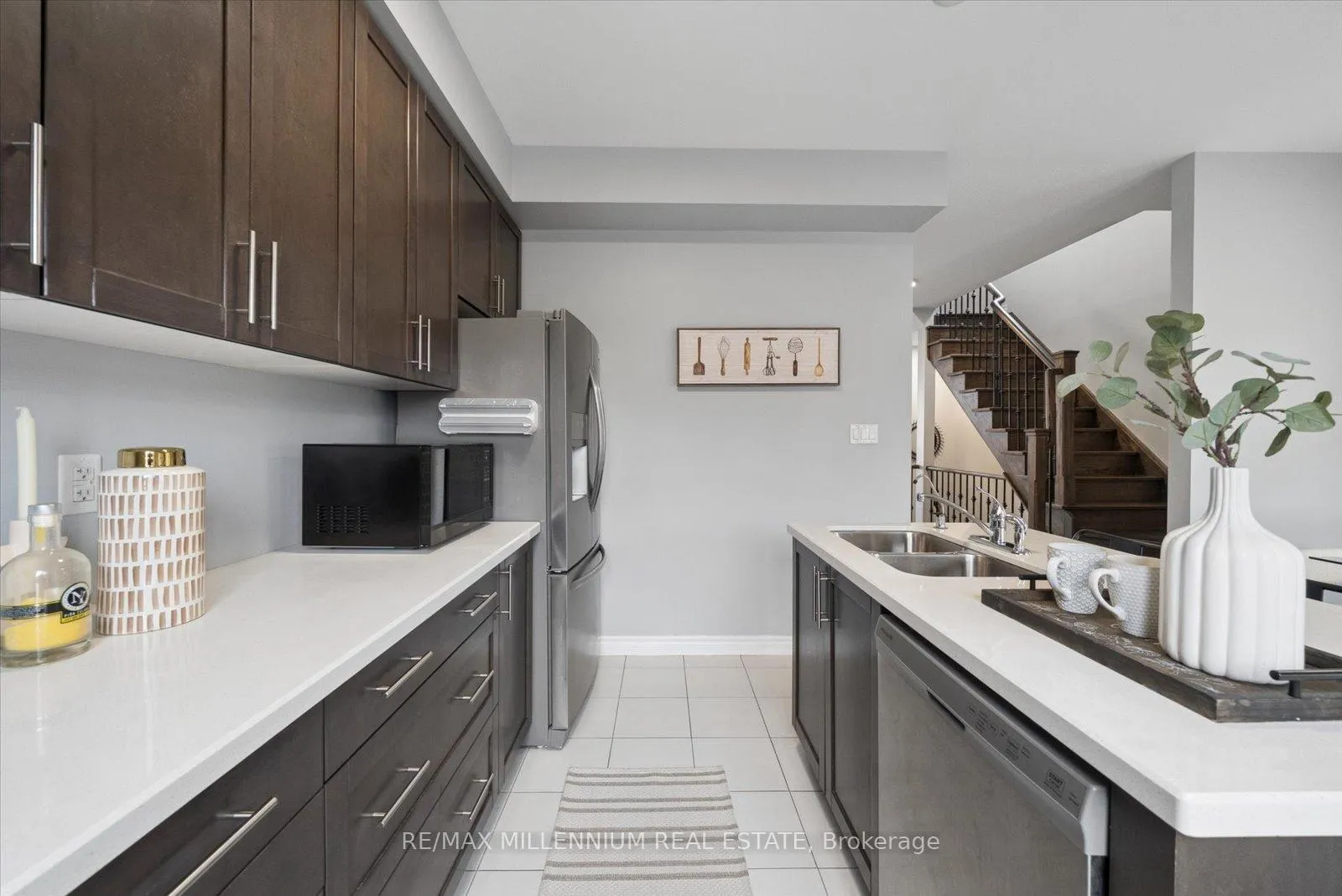 Photo 13 of 78 Ferris Square, Clarington, Courtice — HOMEH