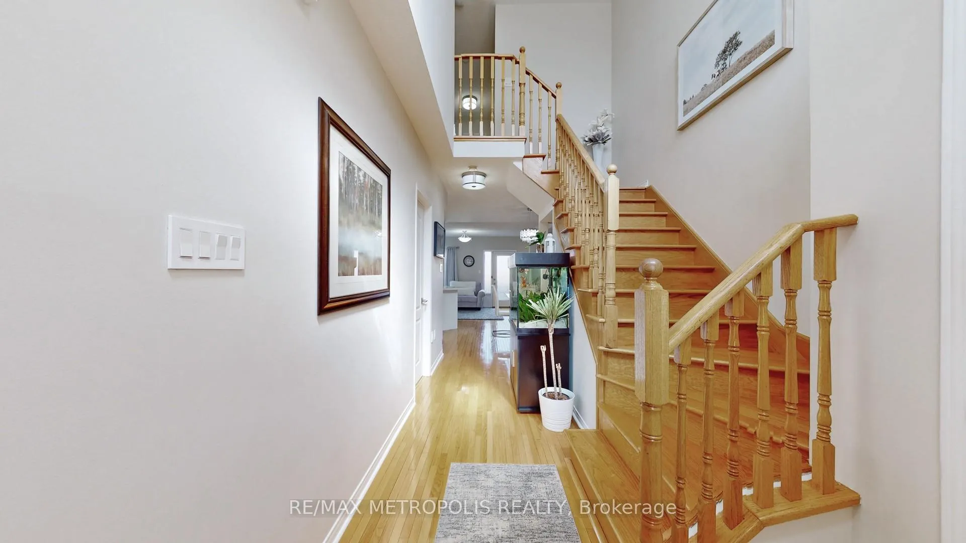 Photo 19 of 220 Deepsprings Crescent, Vaughan, Vellore Village — HOMEH