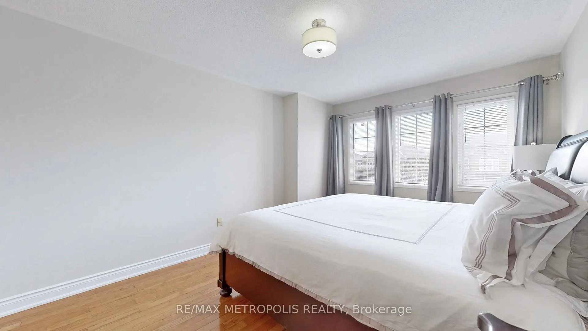 Photo 22 of 220 Deepsprings Crescent, Vaughan, Vellore Village — HOMEH