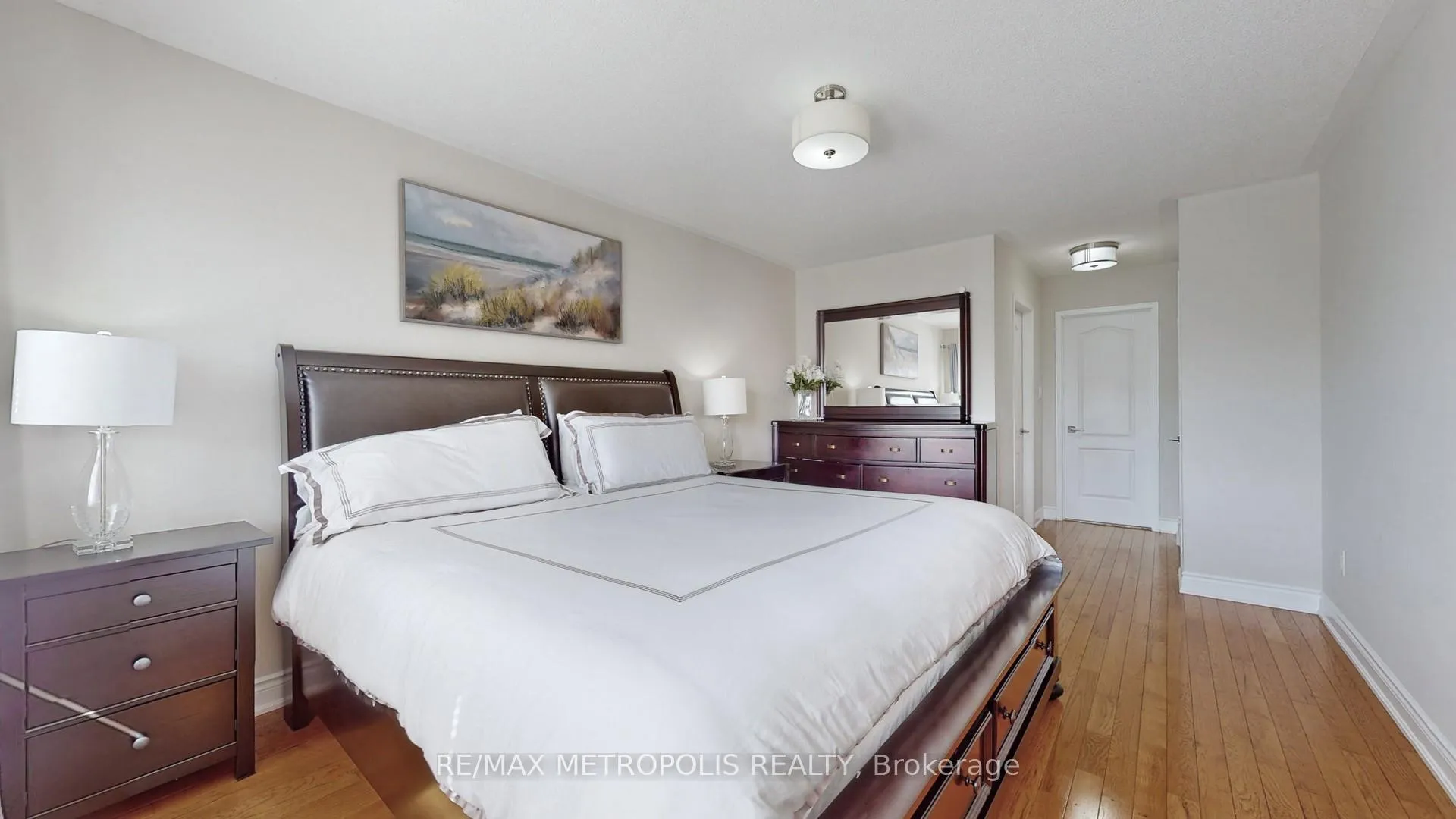 Photo 23 of 220 Deepsprings Crescent, Vaughan, Vellore Village — HOMEH