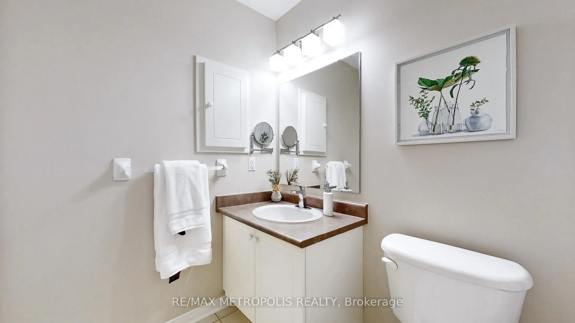 Photo 33 of 220 Deepsprings Crescent, Vaughan, Vellore Village — HOMEH