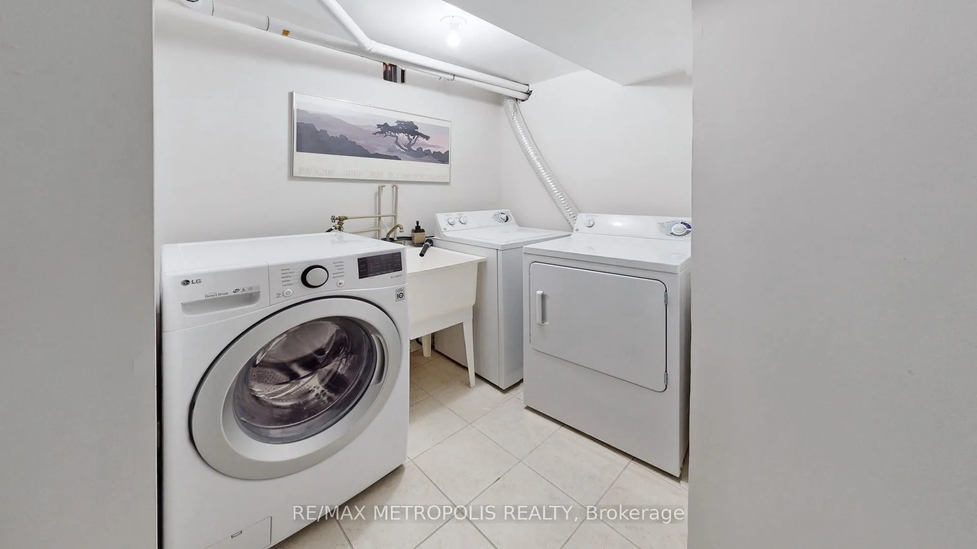 Photo 43 of 220 Deepsprings Crescent, Vaughan, Vellore Village — HOMEH