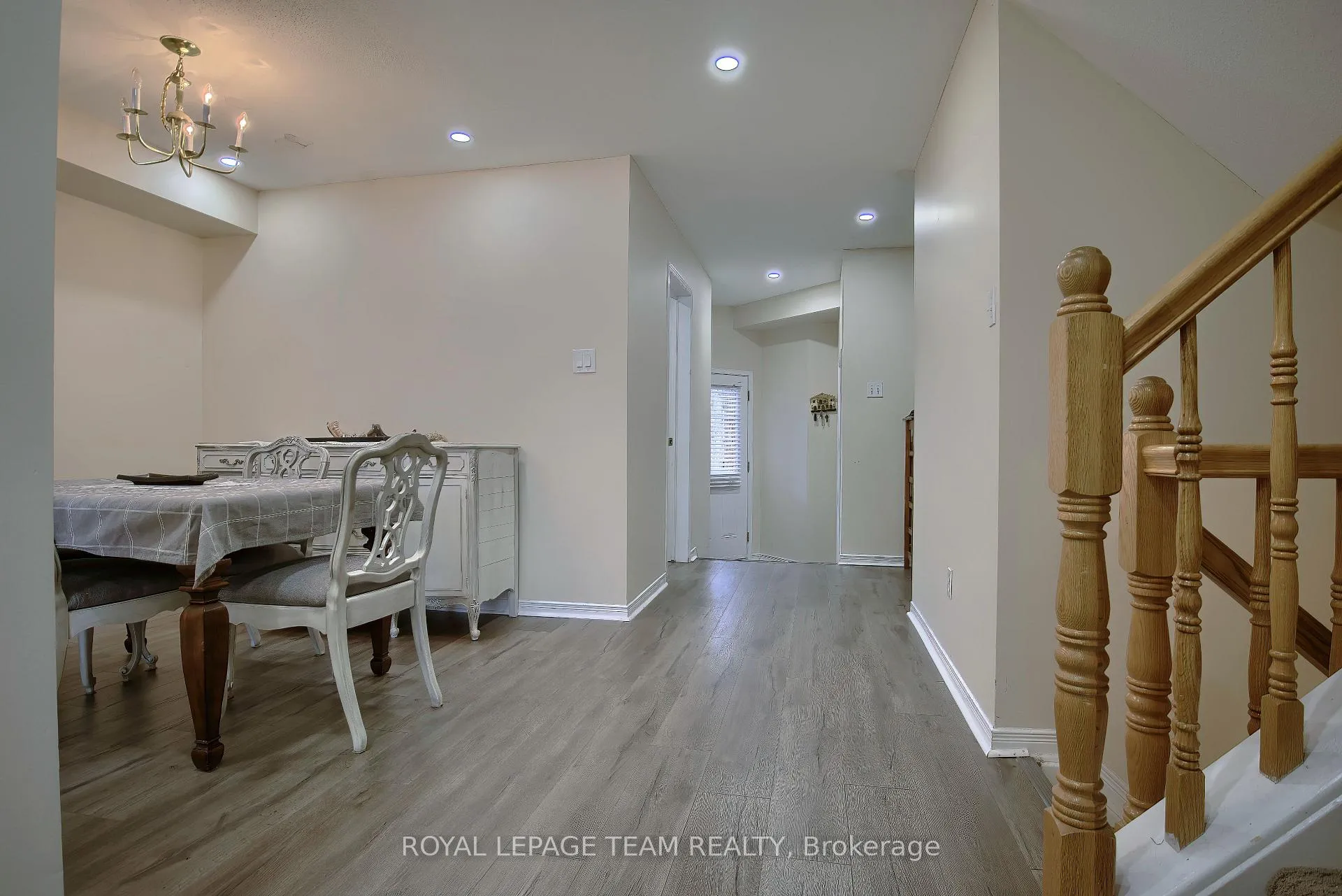Photo 4 of 508 Aberfoyle Circle, Ottawa, Kanata - Morgan's Grant/South March — HOMEH