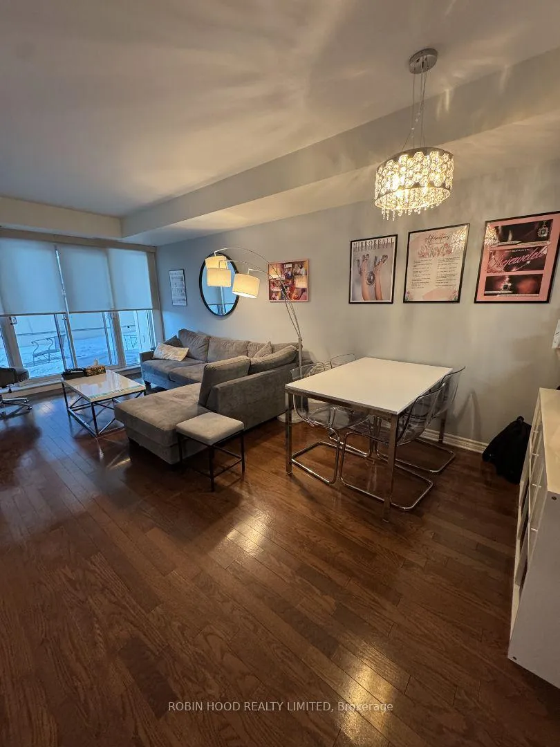 Photo 2 of Unit Unit 201, 200 Rideau Street, Ottawa, Ottawa Centre — HOMEH