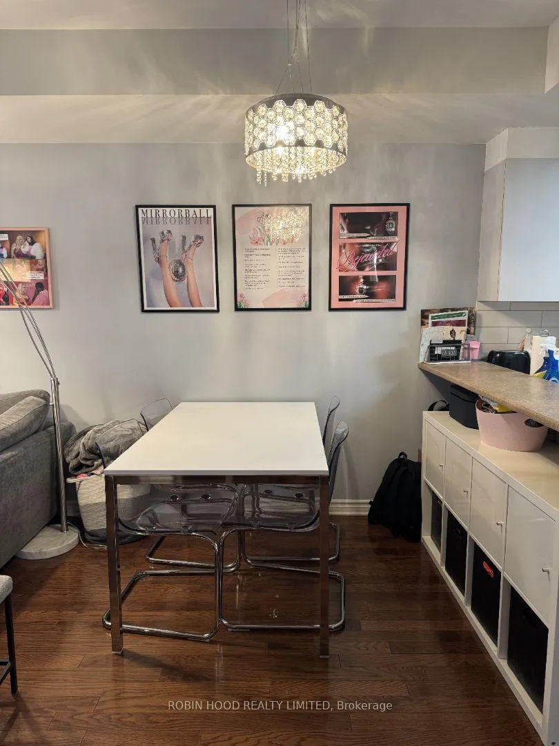 Photo 5 of Unit Unit 201, 200 Rideau Street, Ottawa, Ottawa Centre — HOMEH