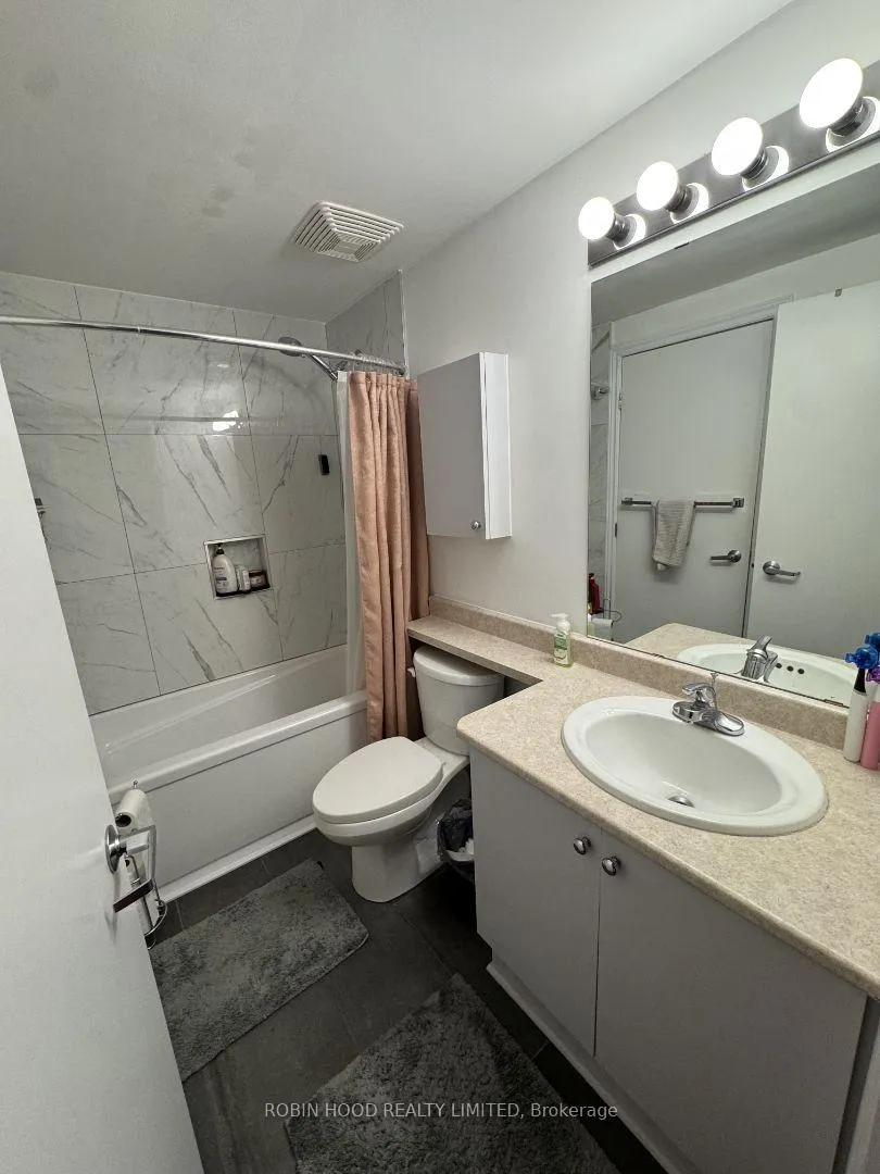 Photo 9 of Unit Unit 201, 200 Rideau Street, Ottawa, Ottawa Centre — HOMEH