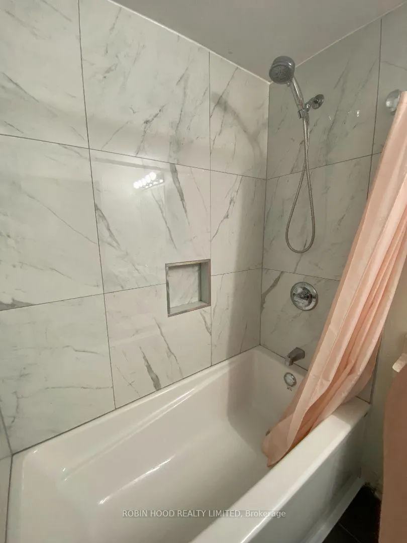 Photo 10 of Unit Unit 201, 200 Rideau Street, Ottawa, Ottawa Centre — HOMEH