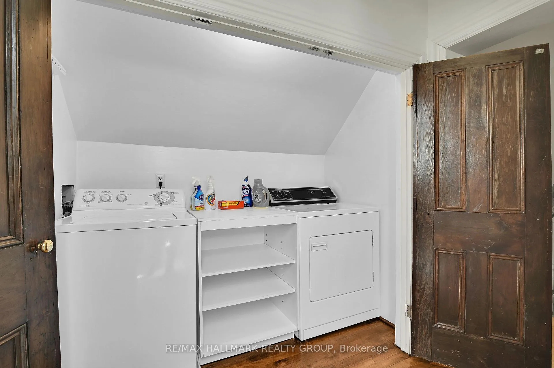 Photo 14 of 189 Mackay Street, Ottawa, New Edinburgh — HOMEH