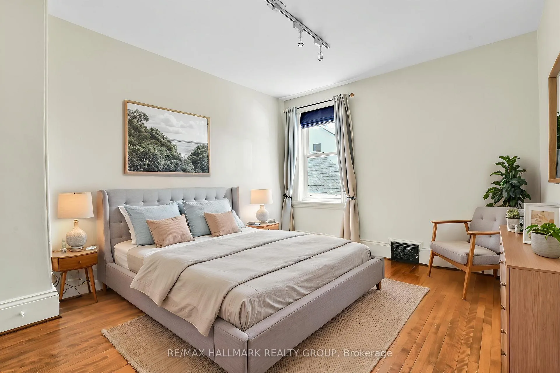 Photo 20 of 189 Mackay Street, Ottawa, New Edinburgh — HOMEH
