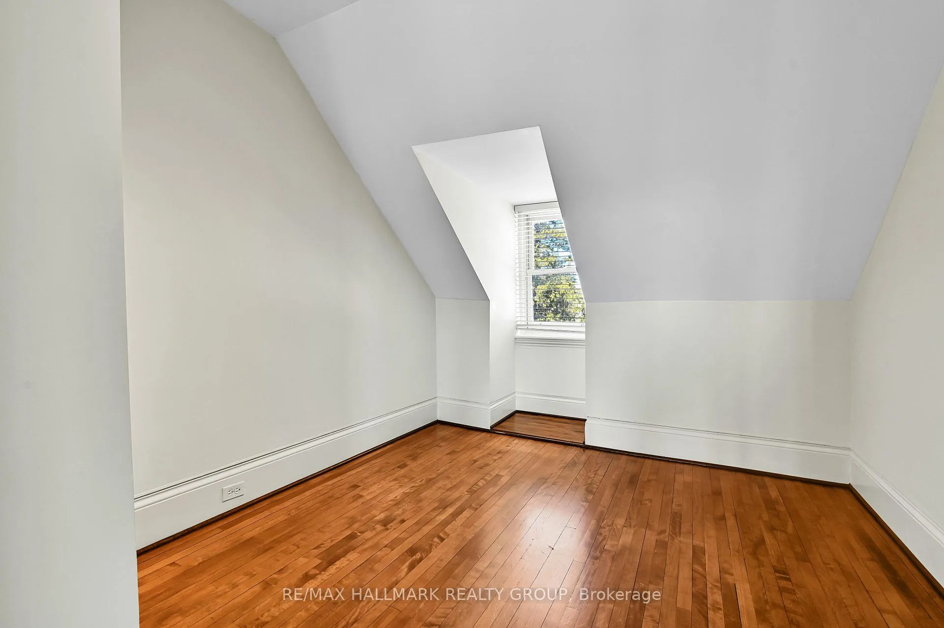 Photo 27 of 189 Mackay Street, Ottawa, New Edinburgh — HOMEH