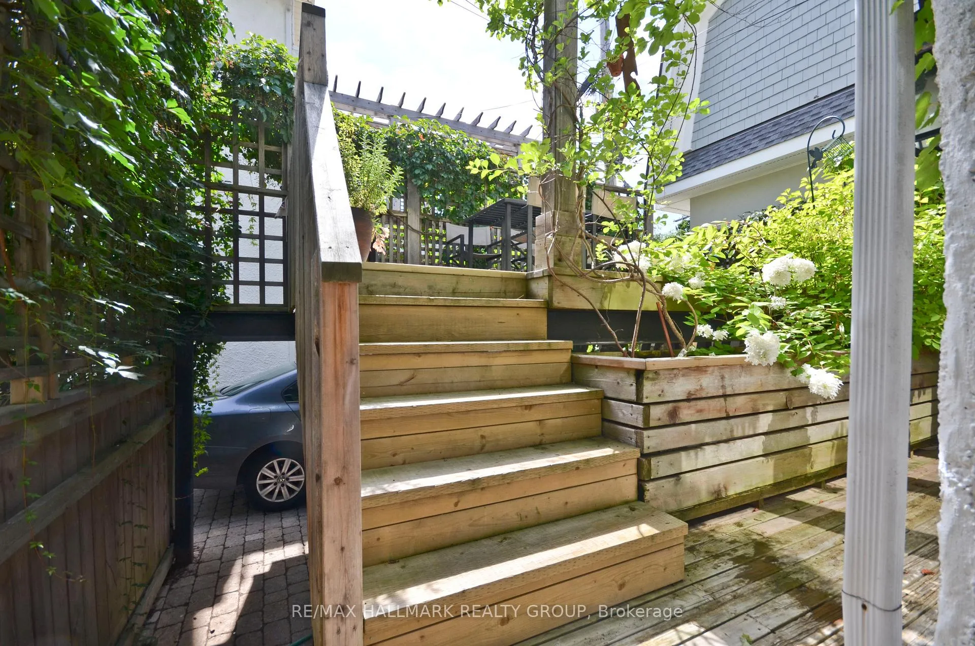 Photo 33 of 189 Mackay Street, Ottawa, New Edinburgh — HOMEH